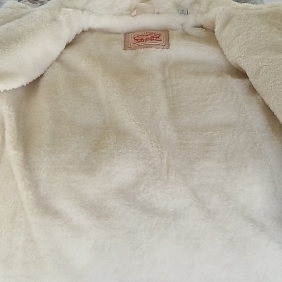 💙HP💙 Levi's Microfiber Heavyweight Puffer Jacket - Picture 14 of 16